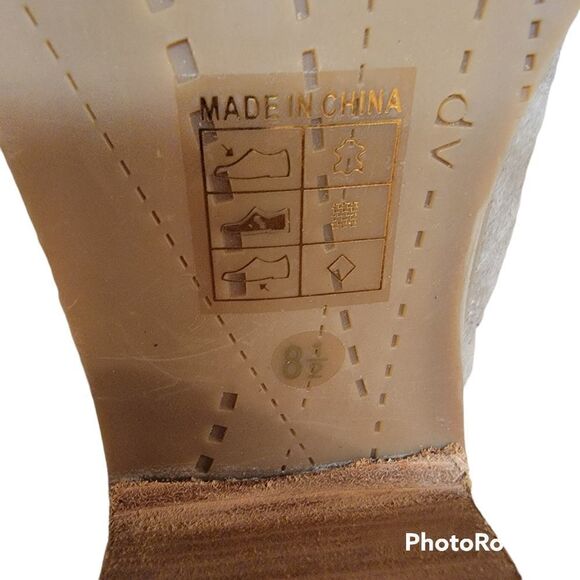 DV by Dolce Vita Suede Ankle Booties with Straps. Size 8.5. NWOT. - Picture 10 of 11